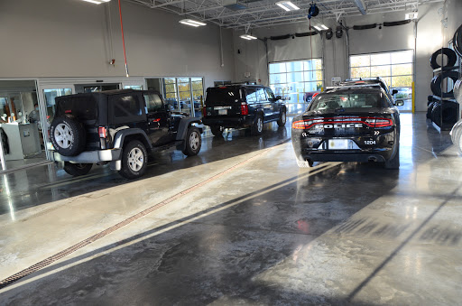 Car Dealer «Community Chrysler Dodge Jeep RAM of Bloomington», reviews and photos, 2200 S Walnut St, Bloomington, IN 47401, USA