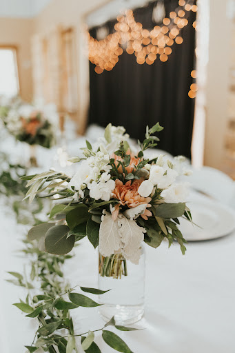 Florist «Lakeside Floral & Gift», reviews and photos, 109 Wildwood Rd, Willernie, MN 55090, USA