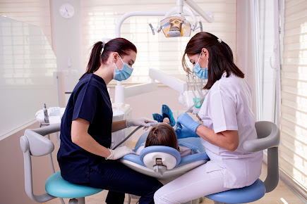 EDC - Eminaj Dental Clinic - EDC - Eminaj Dental Clinic
