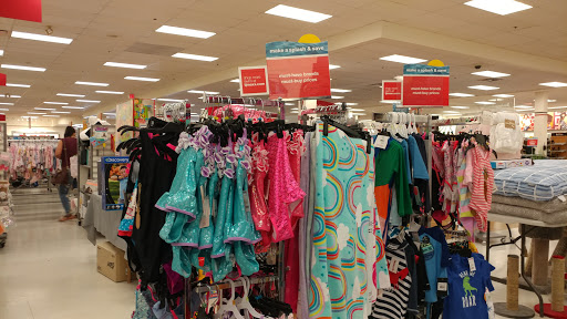 Department Store «T.J. Maxx», reviews and photos, 100 Granite St, Quincy, MA 02169, USA