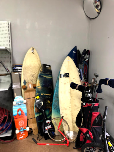 Pawn Shop «Florida Pawn & Gun», reviews and photos, 9318 E Colonial Dr, Orlando, FL 32817, USA