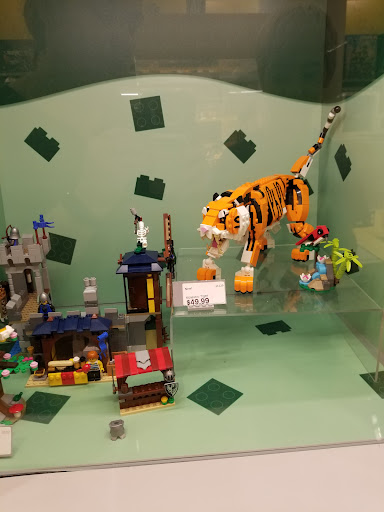 Toy Store «The LEGO Store», reviews and photos, 7875 Montgomery Rd #2109, Cincinnati, OH 45236, USA
