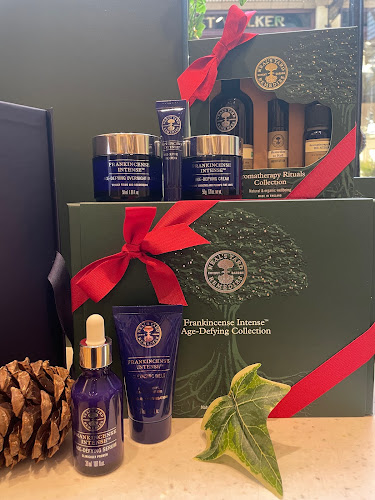 Reviews of Neal's Yard Remedies in Leeds - Cosmetics store