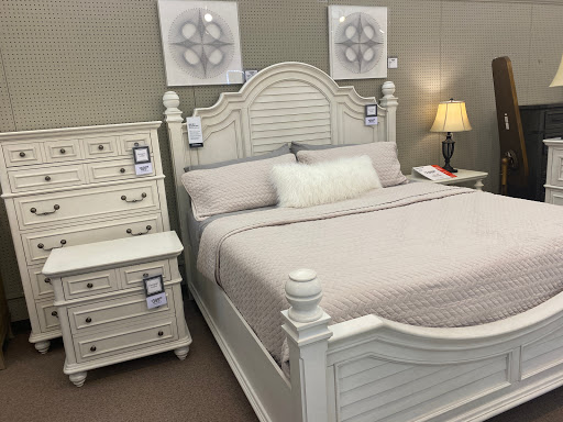 Furniture Store «Value City Furniture», reviews and photos, 4380 E New York St, Aurora, IL 60504, USA