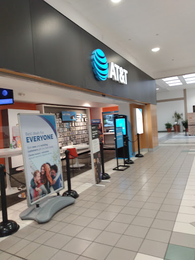 Shopping Mall «Cumberland Mall», reviews and photos, 3849 S Delsea Dr, Vineland, NJ 08360, USA