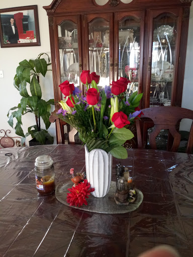 Consignment Shop «Home Interior Consignments», reviews and photos, 3010 Williams Dr #135, Georgetown, TX 78628, USA