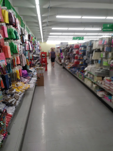 Dollar Store «Dollar Tree», reviews and photos, 6090 W 44th Ave, Wheat Ridge, CO 80033, USA