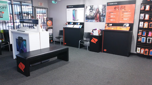 Cell Phone Store «Boost Mobile Store By X-Cell Wireless Llc», reviews and photos, 10604 Bridgeport Way SW, Lakewood, WA 98499, USA