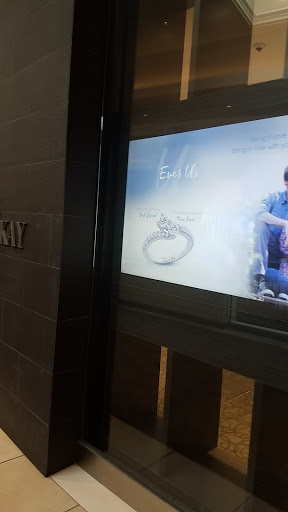Jewelry Store «Kay Jewelers», reviews and photos, 1500 Polaris Pkwy #2058, Columbus, OH 43240, USA