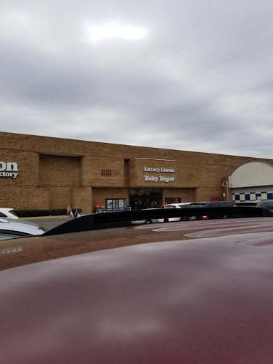 Clothing Store «Burlington Coat Factory», reviews and photos, 24 Wayne Hills Mall, Wayne, NJ 07470, USA