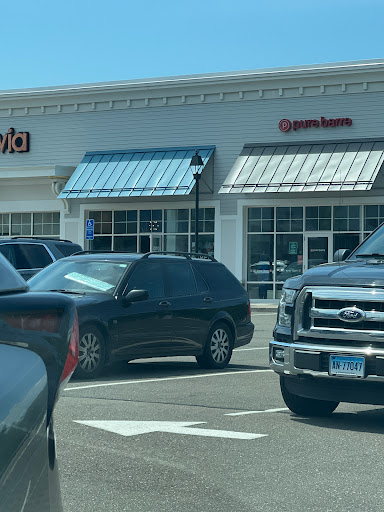 Cell Phone Store «Verizon Authorized Retailer / RW - Guilford CT», reviews and photos, 1919 Boston Post Rd #202, Guilford, CT 06437, USA