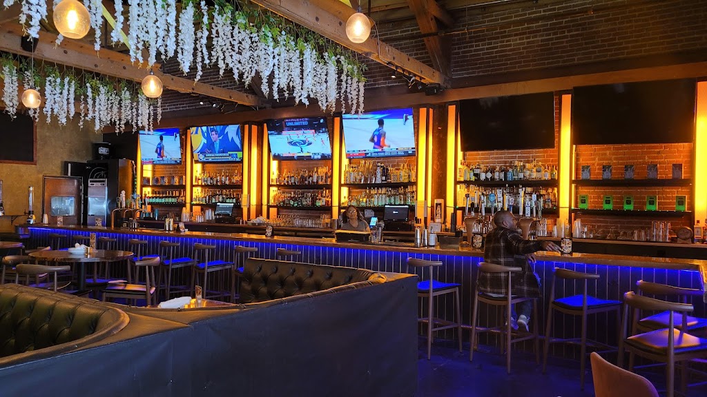 The Six Chow House Ventura 93001