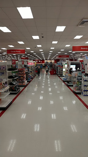 Department Store «Target», reviews and photos, 100 Grand Hill Pl, Holly Springs, NC 27540, USA