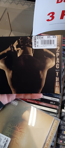 Video Game Store «Disc Replay Naperville», reviews and photos, 556 IL-59, Naperville, IL 60540, USA