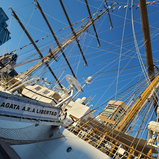 Shopping Mall «The Gallery Mall», reviews and photos, 200 E Pratt St, Baltimore, MD 21202, USA