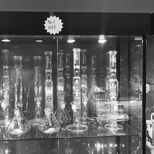 Vaporizer Store «The Discounted Shop- Hygeia Vape & Smoke Shop», reviews and photos, 1876 Pacific Coast Hwy, Lomita, CA 90717, USA