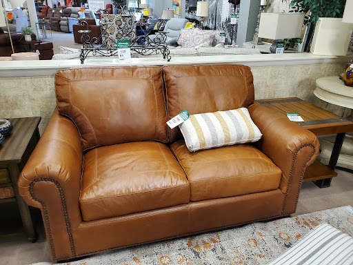 Furniture Store «Shumake Furniture Co. Inc.», reviews and photos, 2119 6th Ave SE, Decatur, AL 35601, USA