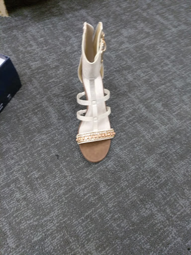 Department Store «Target», reviews and photos, 18000 Vernier Rd, Harper Woods, MI 48225, USA