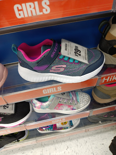 Sporting Goods Store «Big 5 Sporting Goods», reviews and photos, 1036 Blue Lakes Blvd N, Twin Falls, ID 83301, USA