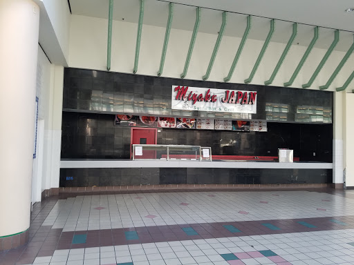 Shopping Mall «Charlestowne Mall», reviews and photos, 3800 E Main St, St Charles, IL 60174, USA