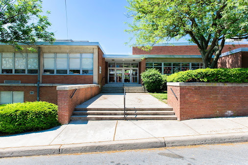 Casimir Pulaski Elementary School
