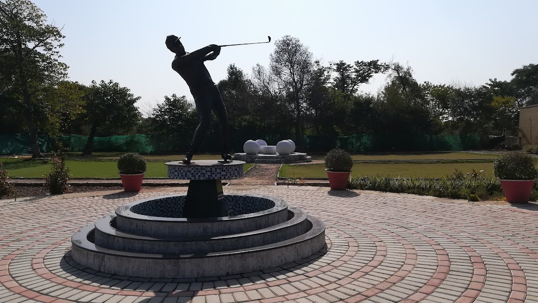 Jinnah Golf Drive