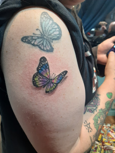 Explore queen of hearts tattoo ideas, creative tattoo ideas in Spokane, available at PNW Tattoo