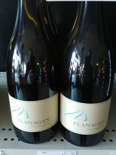 Liquor Store «Shrewsbury Liquor», reviews and photos, 230 Shrewsbury Plaza, Shrewsbury, NJ 07702, USA