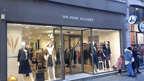 Magasin de vêtements pour femmes Un Jour Ailleurs Valenciennes Valenciennes