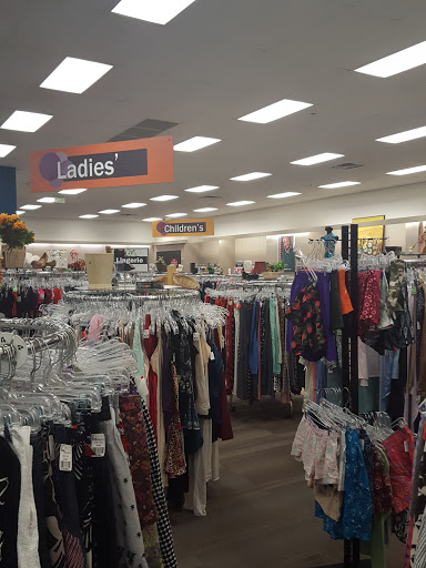 Thrift Store «Discover Goodwill North Retail Store», reviews and photos