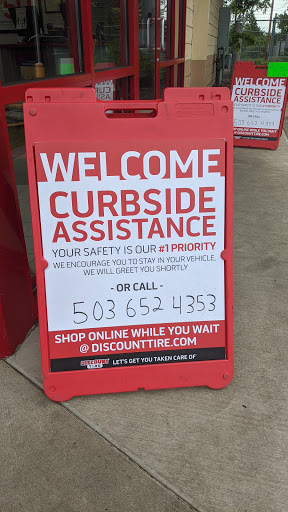 Tire Shop «Discount Tire Store - Clackamas, OR», reviews and photos, 8380 SE Sunnyside Rd, Clackamas, OR 97015, USA