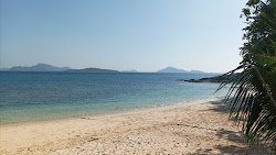 Ko Kaeo Yai Beach'in fotoğrafı doğal alan içinde bulunmaktadır