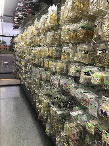 Cosmetics Store «H & M Beauty Supply», reviews and photos, 1353 N Larkin Ave, Joliet, IL 60435, USA