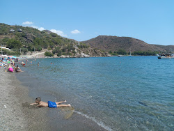 Foto von Hayitbuku Bay beach und seine wunderschöne Landschaft