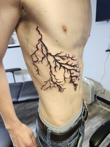 Explore emerald tattoo ideas, creative tattoo ideas in Sioux City, available at Tattoo Monkey