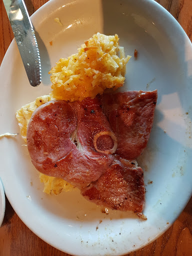 American Restaurant «Cracker Barrel Old Country Store», reviews and photos, 1824 W Lucas St, Florence, SC 29501, USA