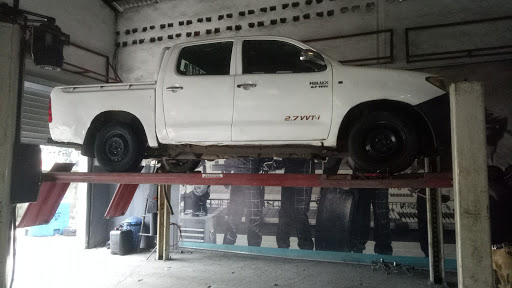 Pitstop, Trans-Amadi Industrial Layout Rd, Nkpogu, Port Harcourt, Nigeria, Tire Shop, state Rivers