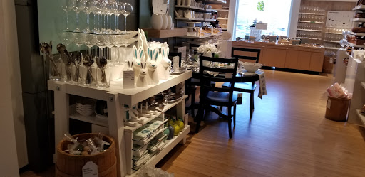 Furniture Store «Crate and Barrel», reviews and photos, 160 N Gulph Rd, King of Prussia, PA 19406, USA