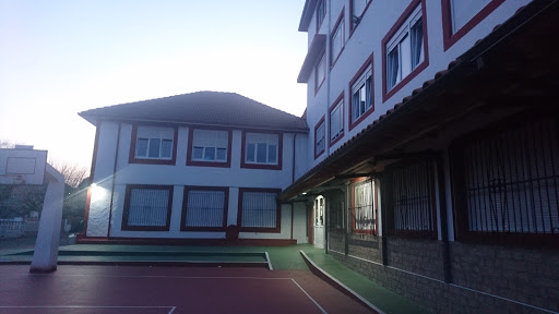 Concerted Colegio La Milagrosa, Escuela charter en Polanco,Cantabria