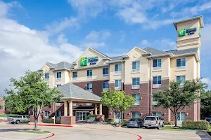 Holiday Inn Express & Suites Dallas - Grand Prairie I-20, an IHG Hotel image