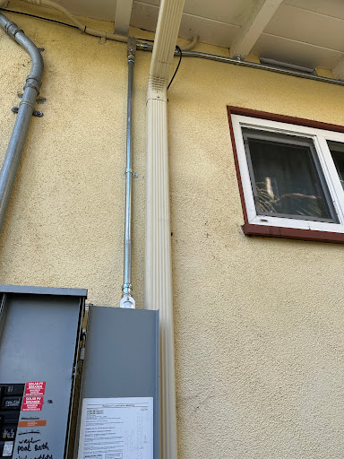 TNT Electric image