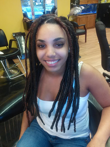 Hair Salon «Hair Legends Salon & Barbershop», reviews and photos, 3293 Stone Mountain Hwy, Snellville, GA 30078, USA