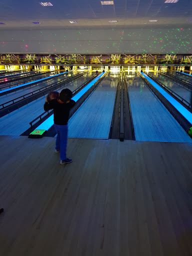 Riverside Bowling