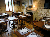 Atmosphère du Restaurant français Le Canton à Perigny - n°4