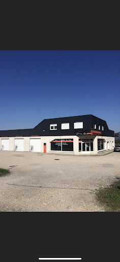 Photo 1 - MECAMIX AUTO