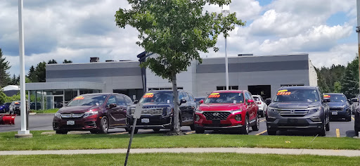 Used Car Dealer «West Herr Used Car Outlet», reviews and photos, 5535 Transit Rd, Williamsville, NY 14221, USA