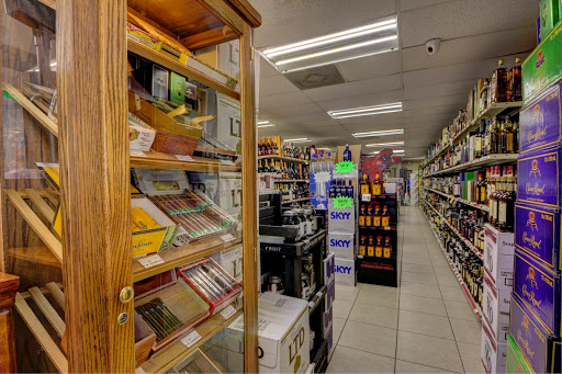 Liquor Store «Liquor Warehouse», reviews and photos, 10332 US-441, Leesburg, FL 34788, USA