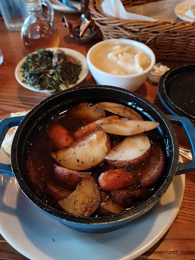 American Restaurant «Cracker Barrel Old Country Store», reviews and photos, 757 Lynnhaven Pkwy, Virginia Beach, VA 23452, USA