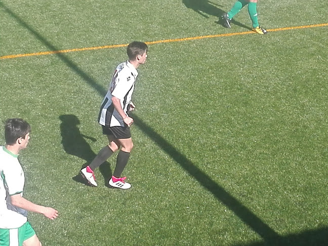 Avaliações doCampo da Lapa em Odivelas - Campo de futebol