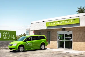 Oak Street Health Waukegan Primary Care Clinic image